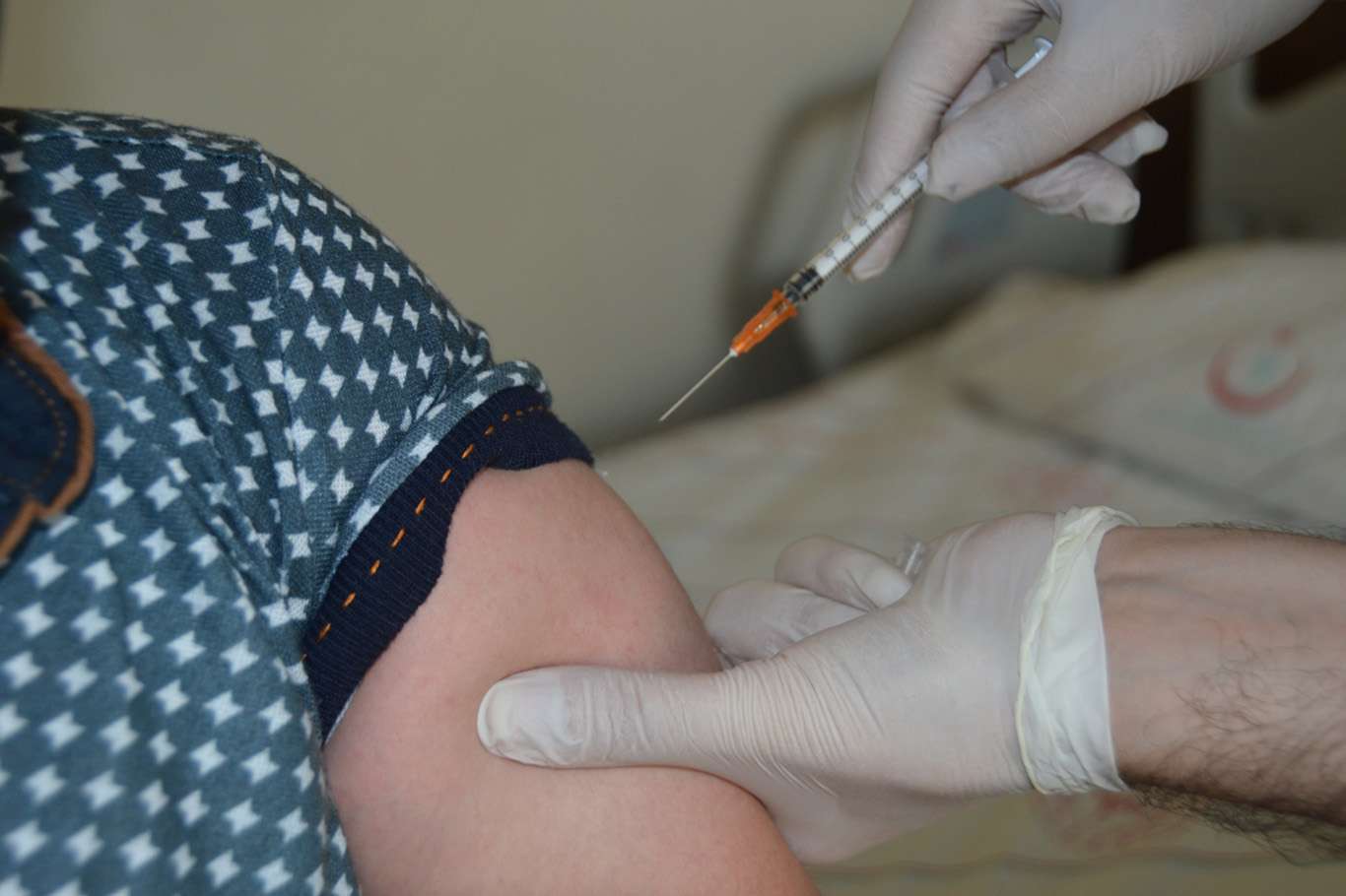 Gazze'den çıkışlar için Covid-19 aşı şartı getirildi
